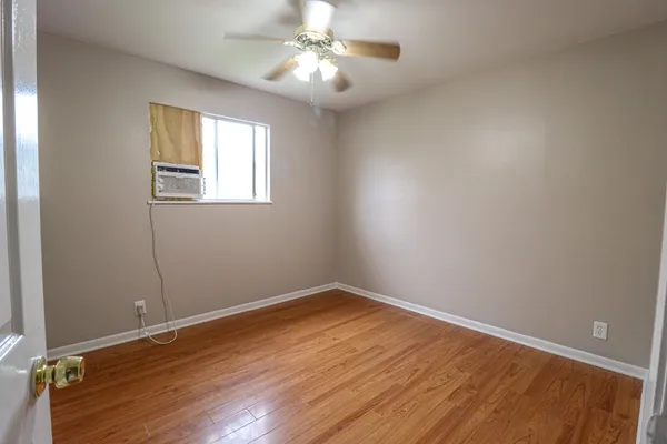 $1,100 | 3732 Kenwood Street, Orange, TX 77630