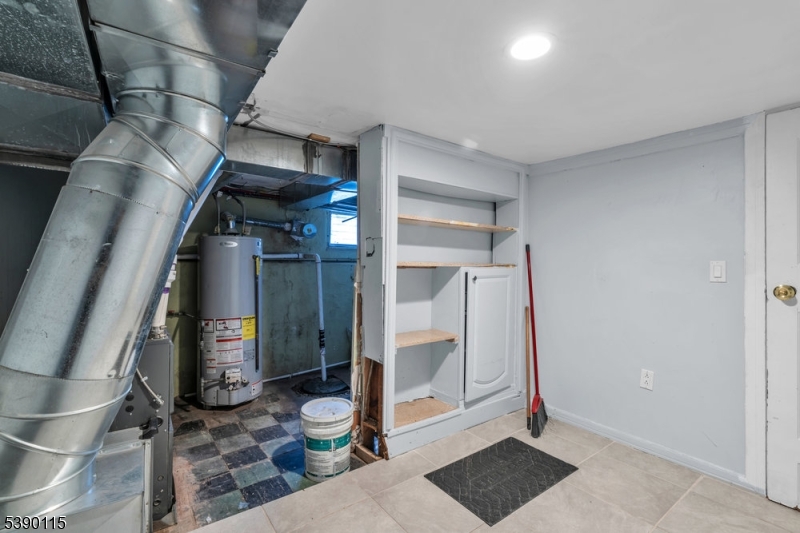 2144 Tyler Street Union, NJ 07083 - Photo 19 of 21 a view of an empty room