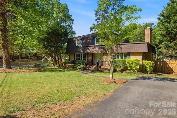 $369,900 | 1200 Berkshire Drive, Kannapolis, NC 28081