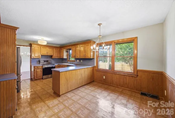 $369,900 | 1200 Berkshire Drive, Kannapolis, NC 28081