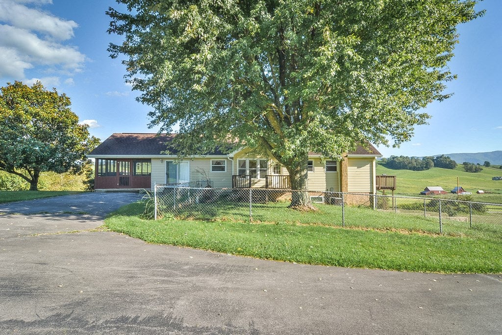 30115 Blue Spring Road Meadowview, VA 24361 - Photo 16 of 42 Gallery Image 16