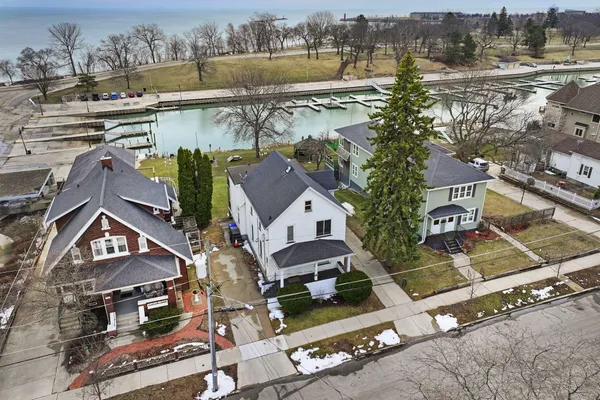 $554,900 | 4509 5th Avenue, Kenosha, WI 53140