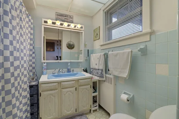 $554,900 | 4509 5th Avenue, Kenosha, WI 53140