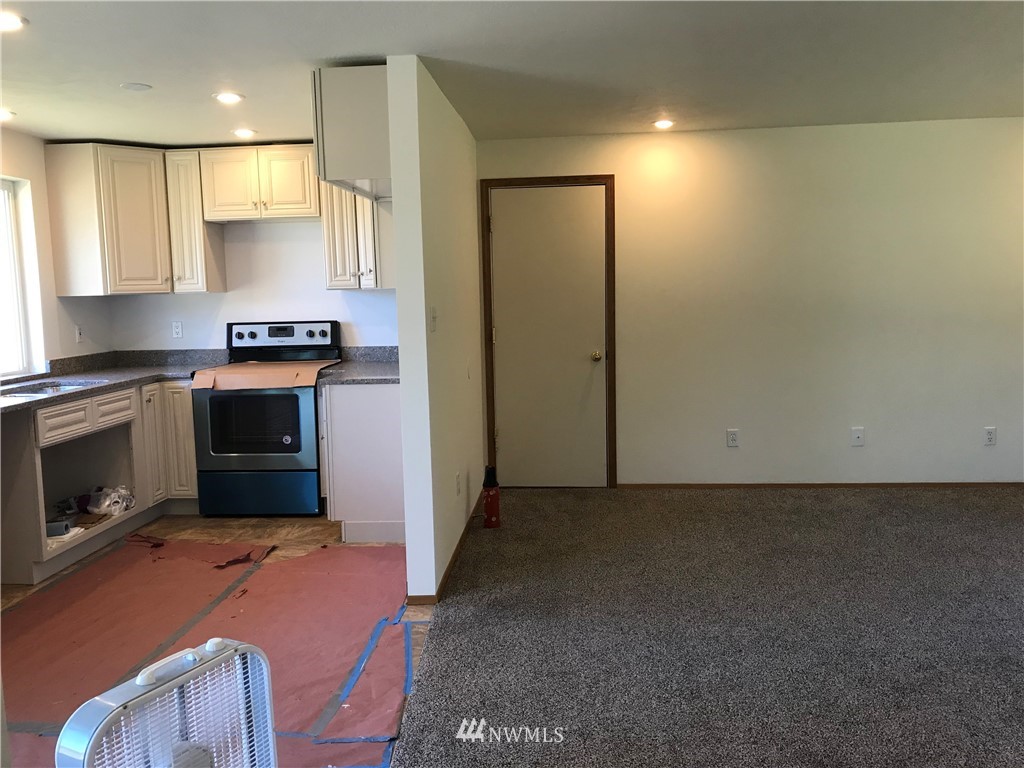 7700 195th Avenue Southwest Rochester, WA 98579 - Photo 6 of 18