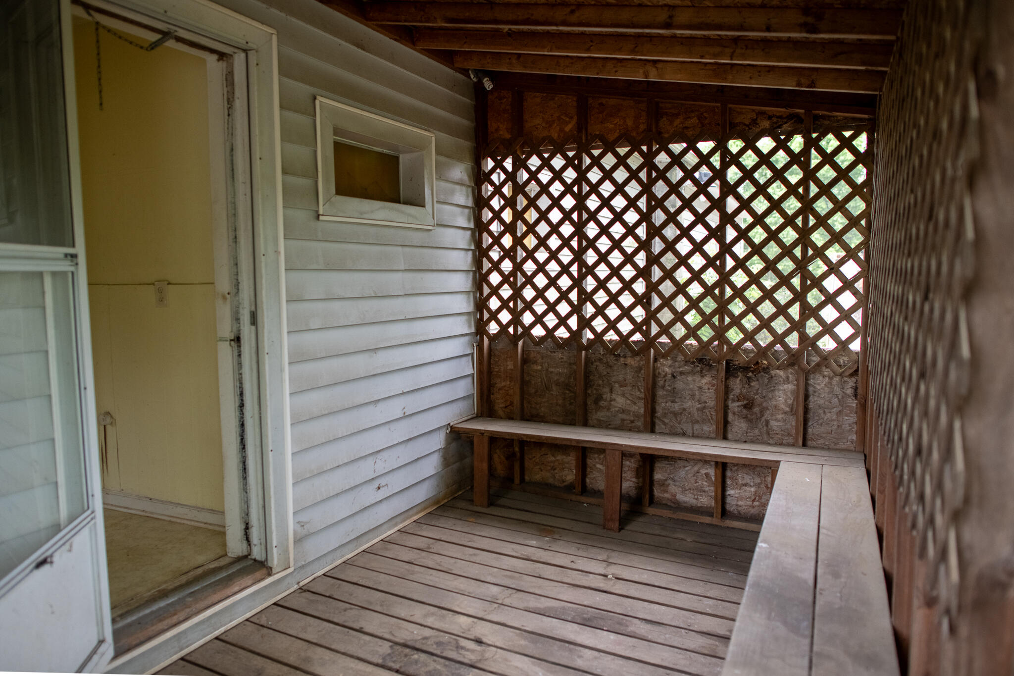 5405 Roanoke Road Troutville, VA 24175 - Photo 13 of 23 Side Porch