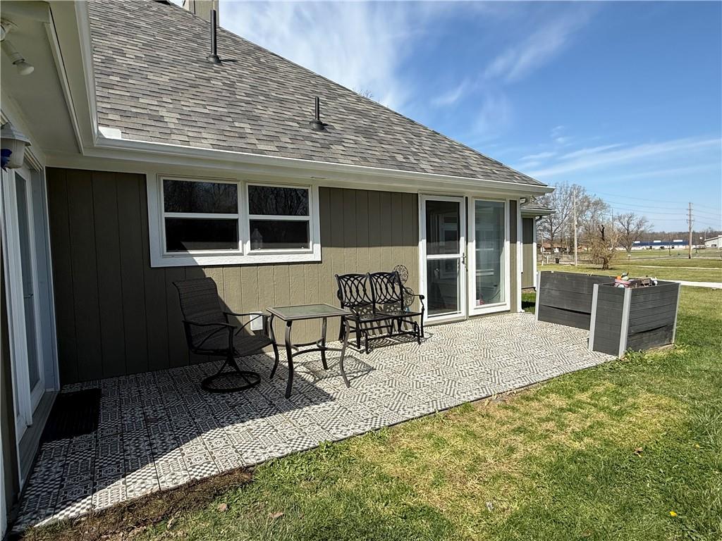 309 South Minter Road Grain Valley, MO 64029 - Photo 5 of 7