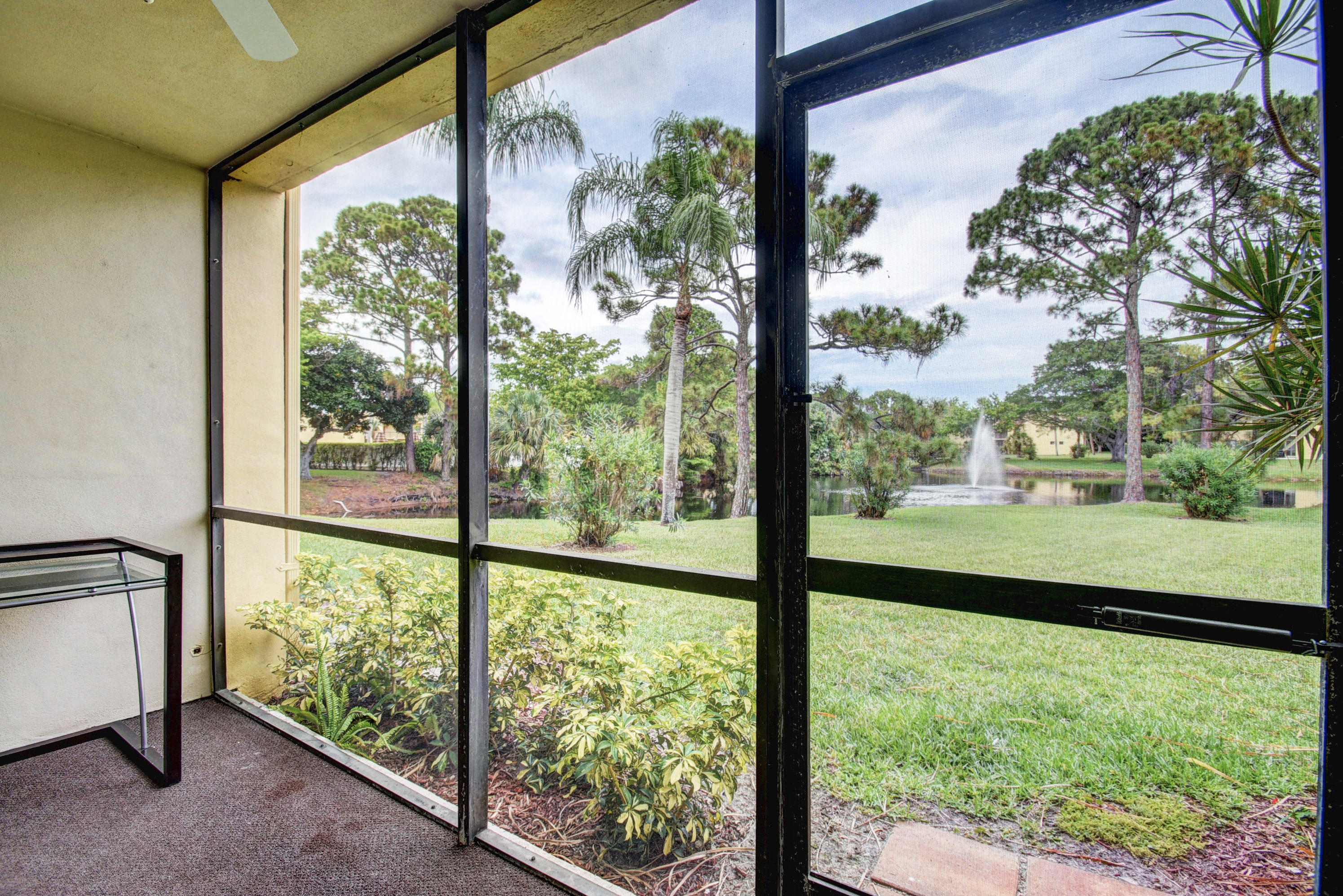 930 Southwest 9th St Circle, Unit 105 Boca Raton, FL 33486 - Photo 16 of 24 Patio