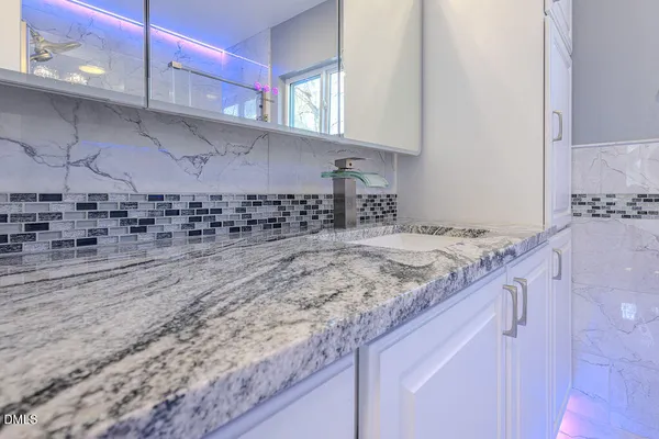 $1,200,000 | 4000 Woodland Park Drive, Hillsborough, NC 27278