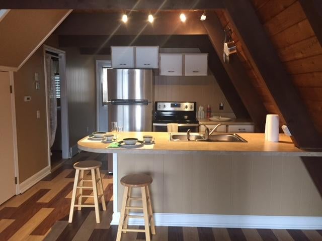 4970 Middle Road Harbor Springs, MI 49740 - Photo 3 of 13 Gallery Image 3