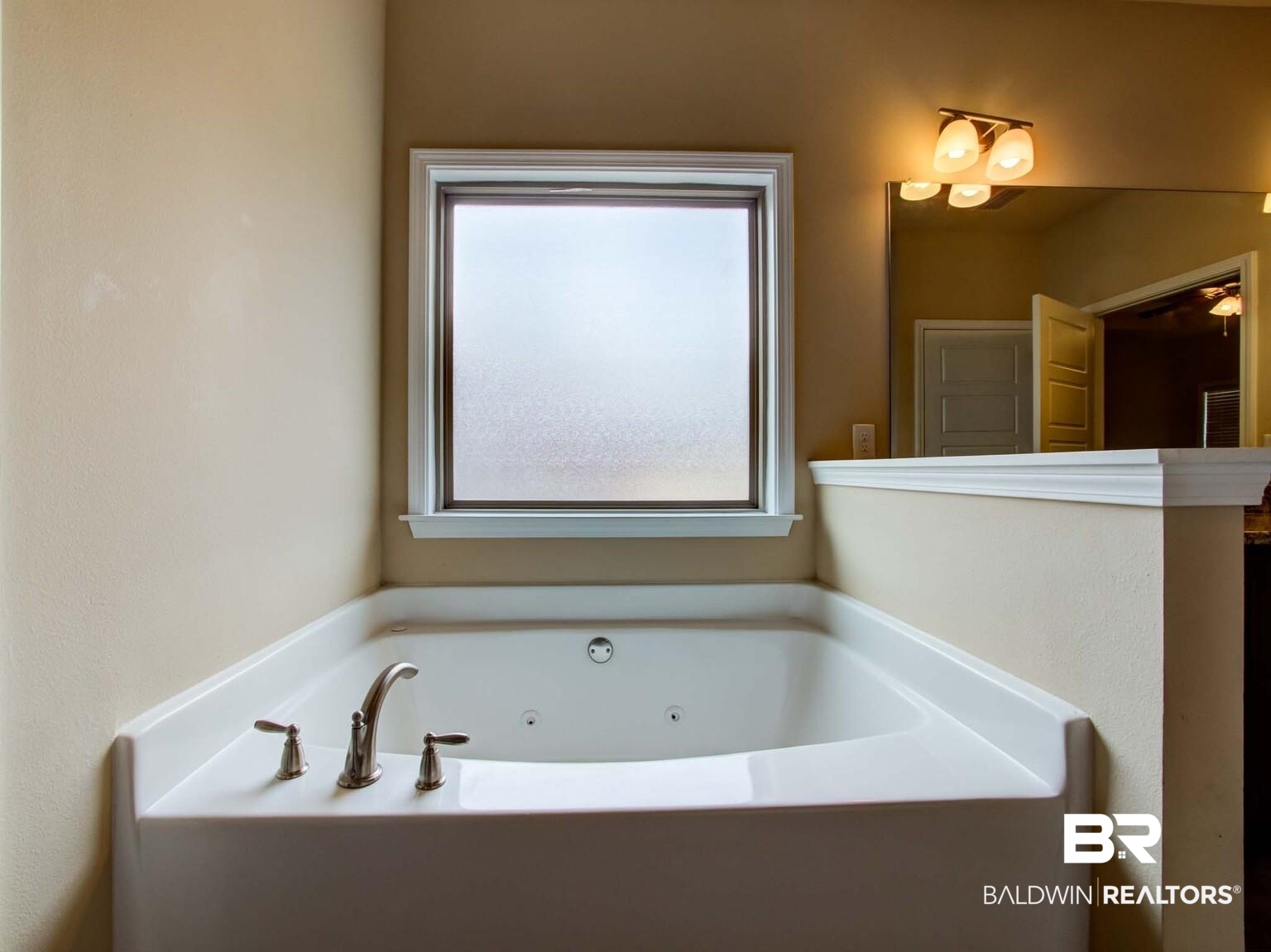 31593 Spoonbill Road Daphne, AL 36527 - Photo 15 of 25 Jetted Tub