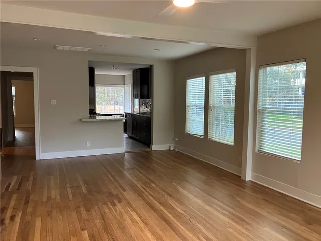 $3,300 | 1921 West 39th Street, Austin, TX 78731