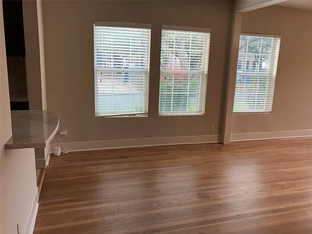 $3,300 | 1921 West 39th Street, Austin, TX 78731