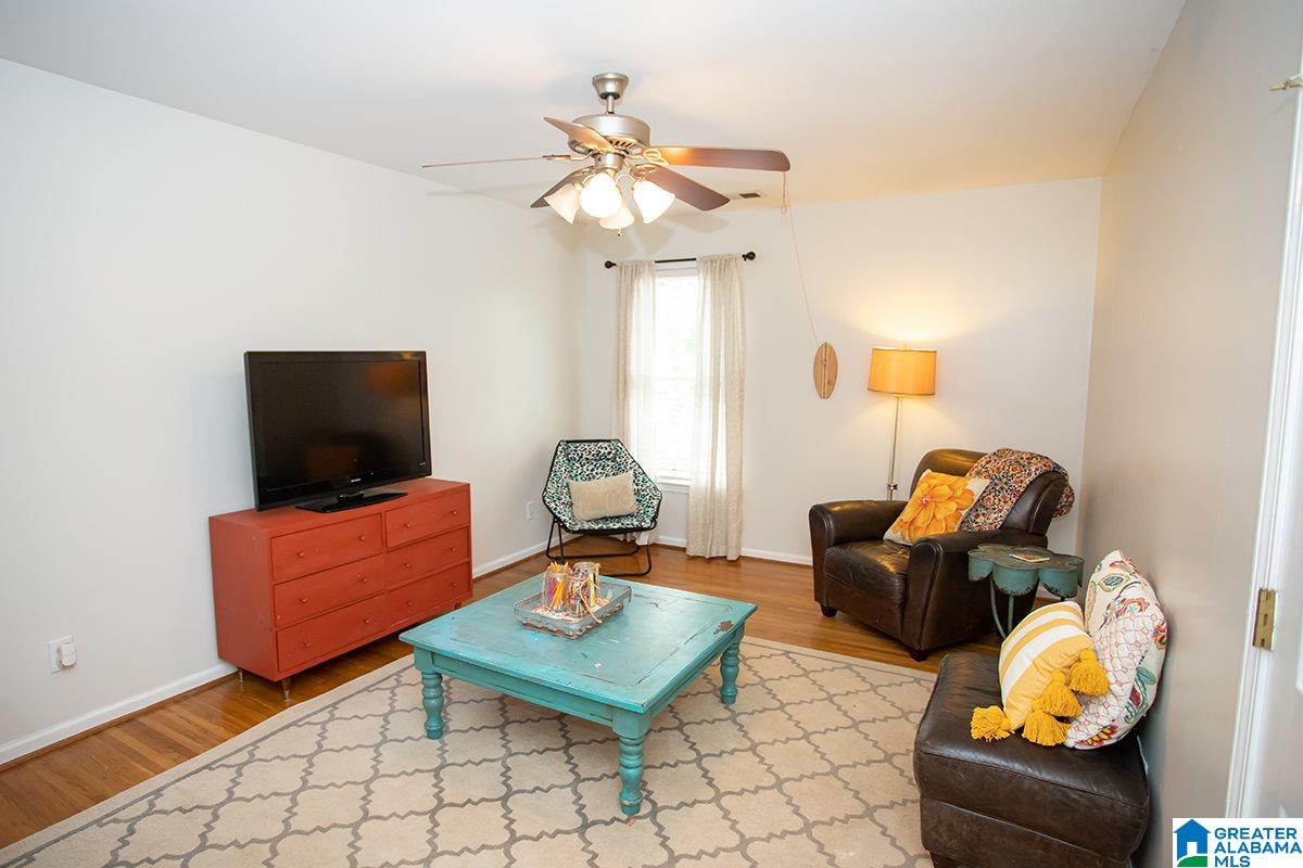 2004 Crosscrest Drive Birmingham, AL 35244 - Photo 24 of 35