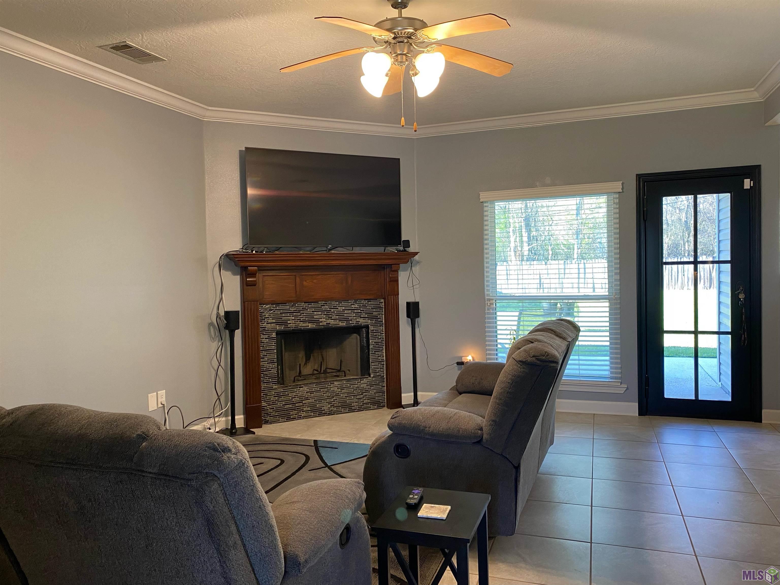 14455 Sunnyhill Avenue Baton Rouge, LA 70819 - Photo 4 of 21 Den