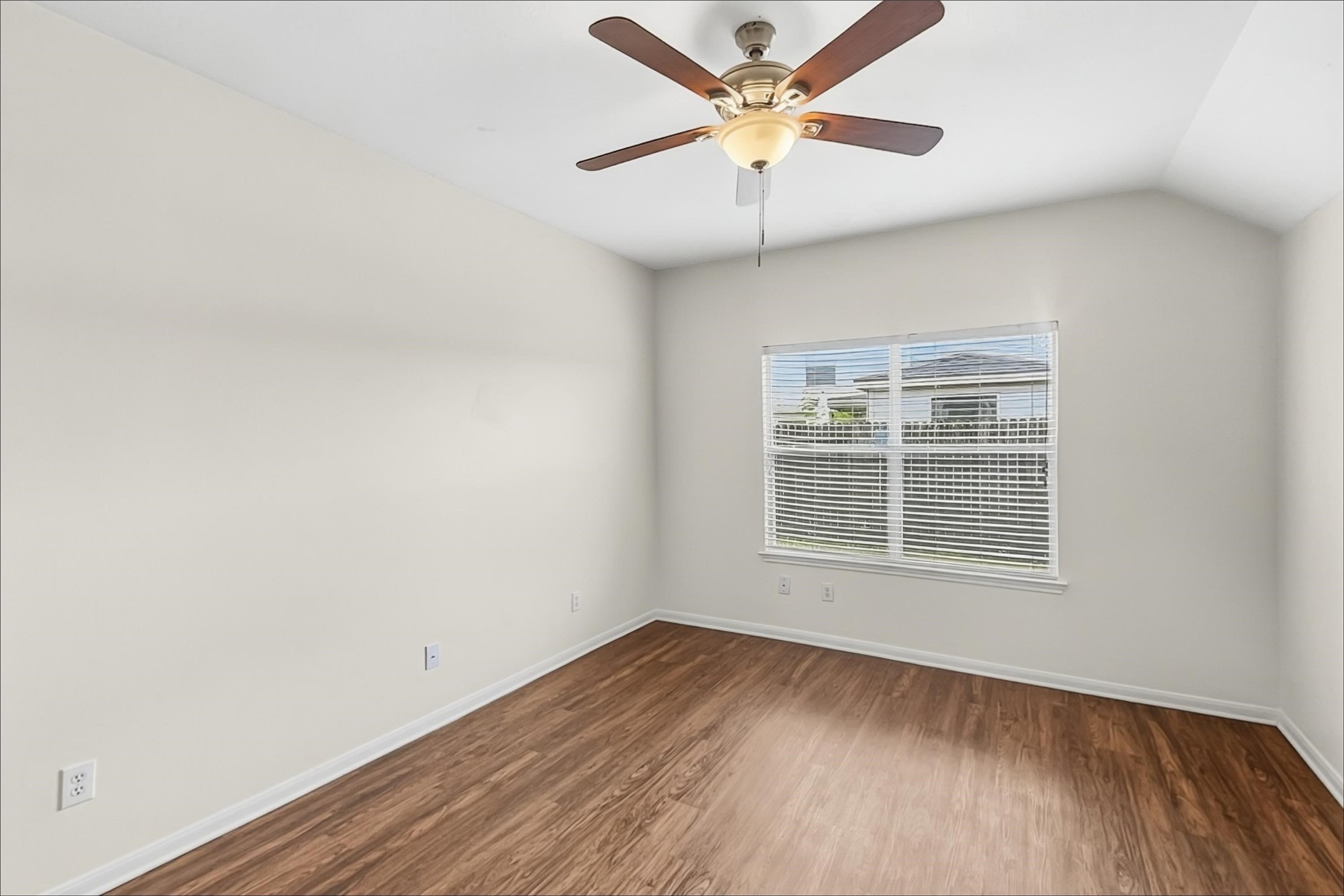 8339 Loetsch Ridge Way Spring, TX 77379 - Photo 8 of 19 Gallery Image 8