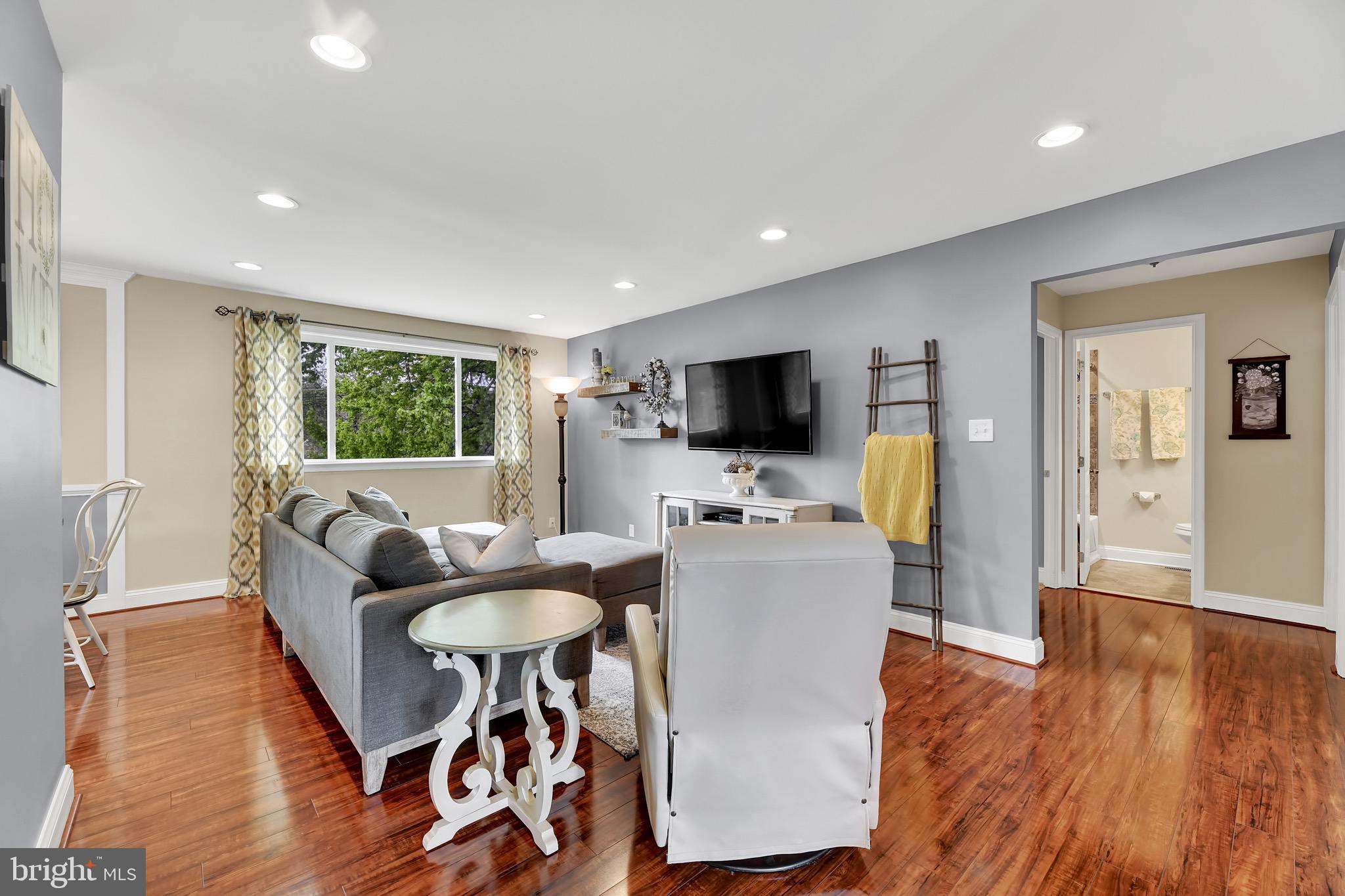 3906 Bryony Road Randallstown, MD 21133 - Photo 6 of 34 Gallery Image 6