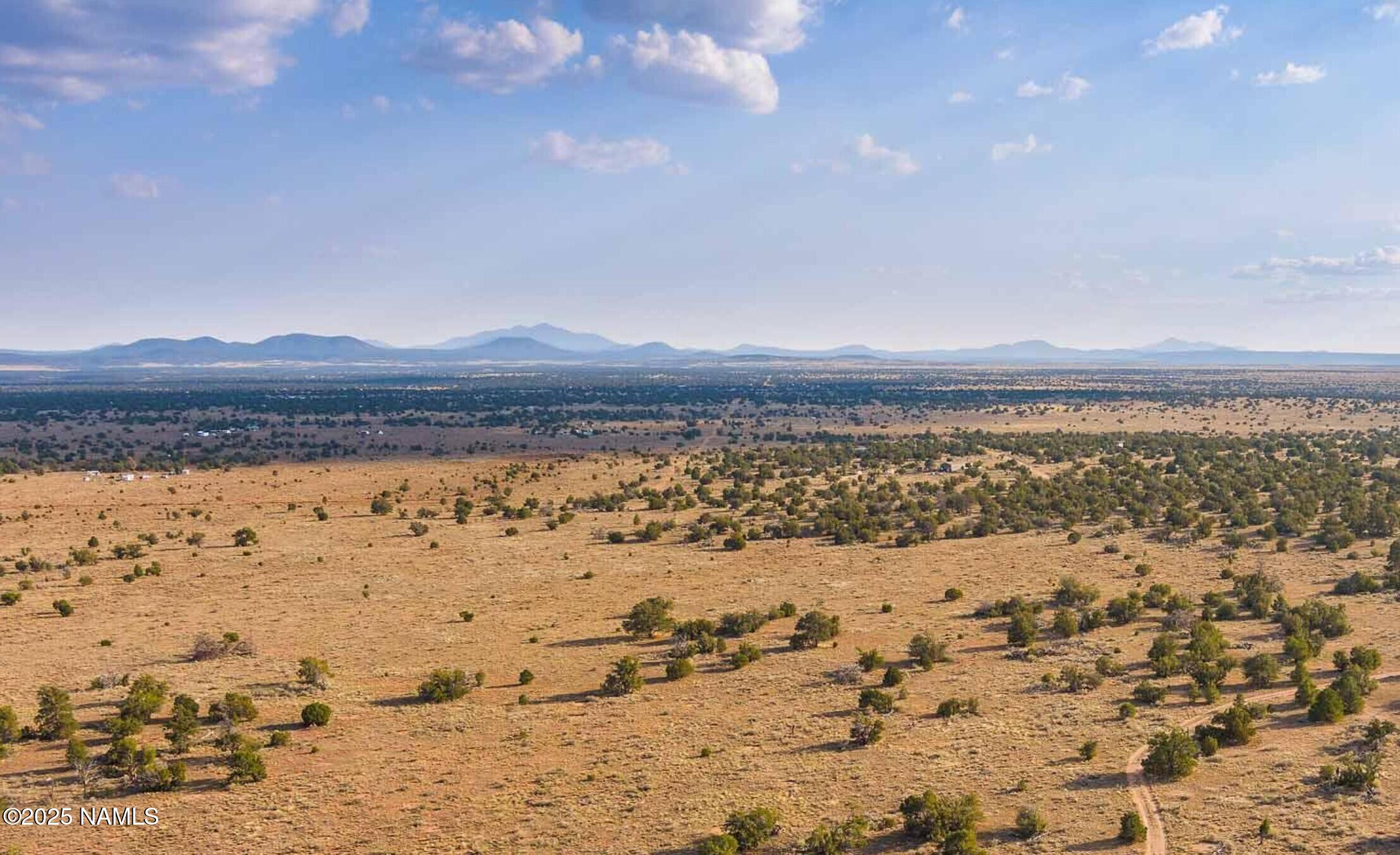 240 North Wyandotte Road Williams, AZ 86046 - Photo 7 of 7 11