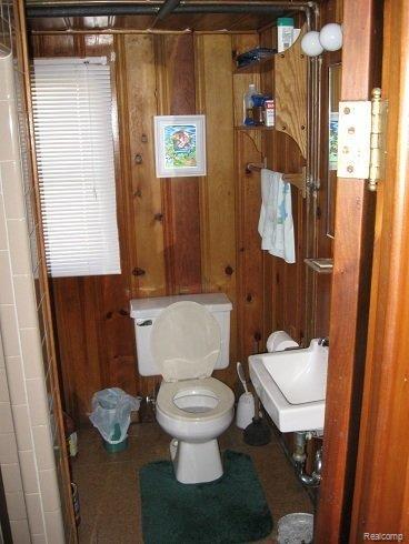 6084 Beach Road Port Hope, MI 48468 - Photo 12 of 12 Bath