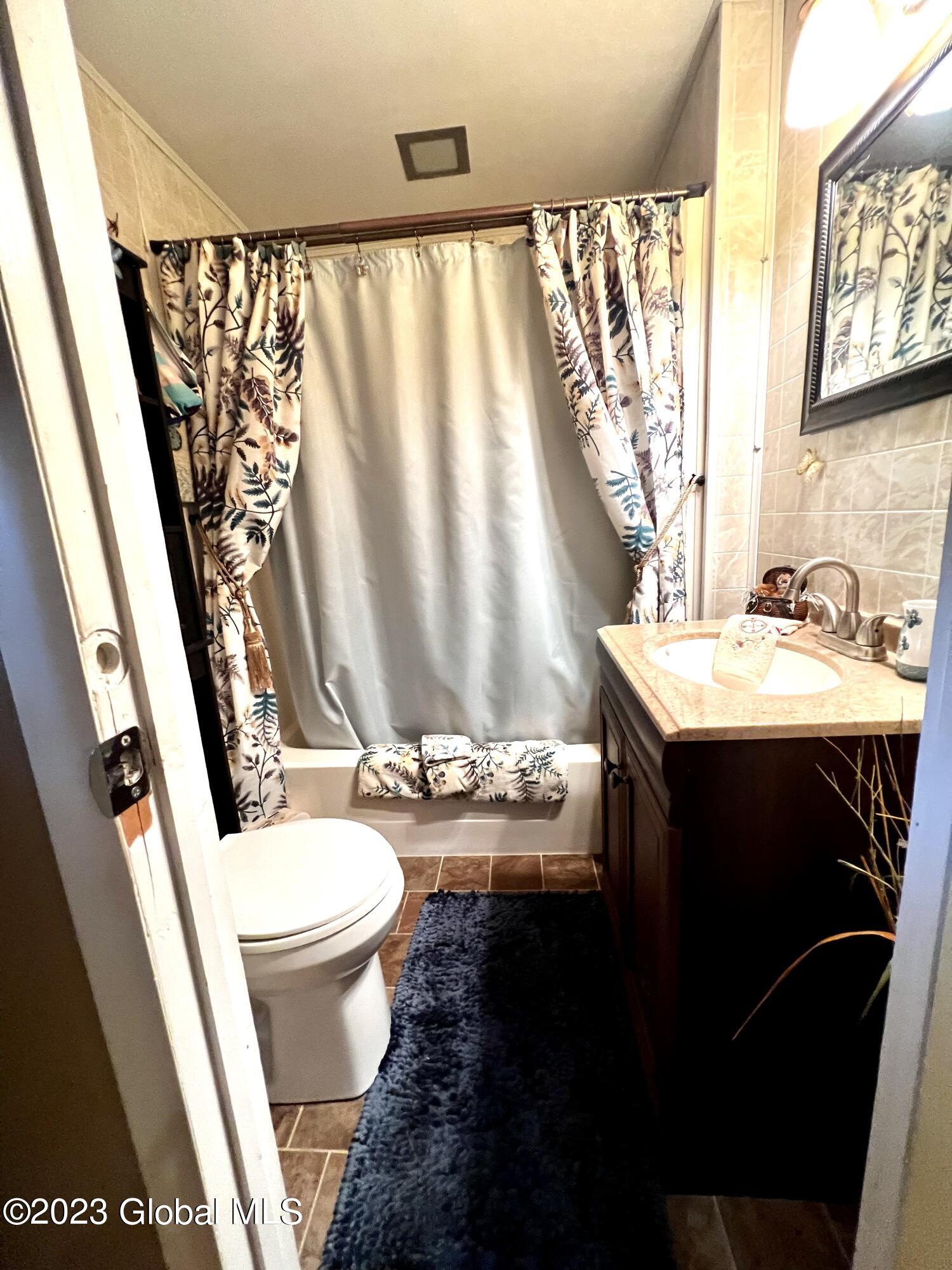 160 Smith Beach Road Northampton, NY 12134 - Photo 11 of 24 Bath