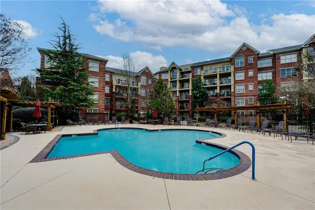 a picture of a bench in the window