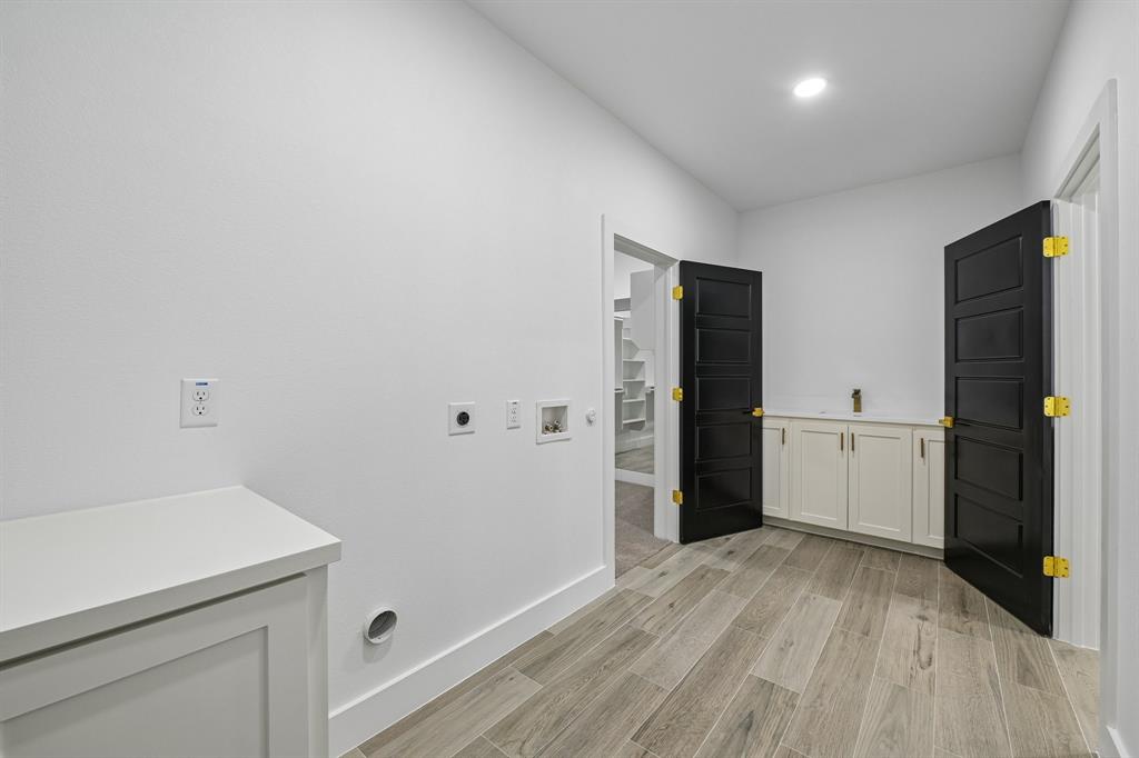 6605 Buffalo Ridge Circle Godley, TX 76044 - Photo 15 of 38 Gallery Image 15
