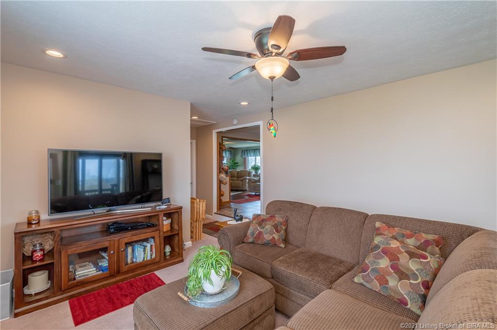 6803 Bethlehem New Washington Road Nabb, IN 47147 - Photo 25 of 48 Gallery Image 25