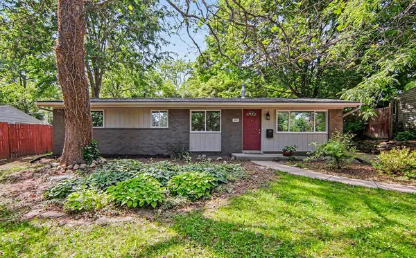 $364,900 | 2731 Canterbury Road, Ann Arbor, MI 48104