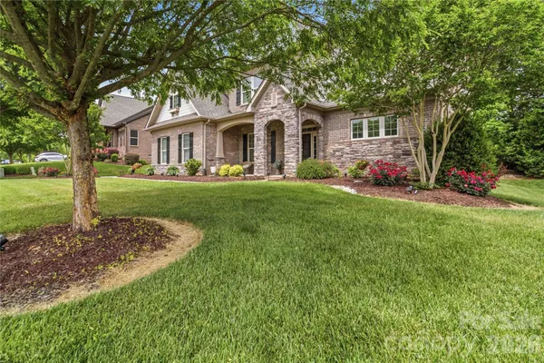 $899,900 | 8070 Clems Branch Road, Fort Mill, SC 29707