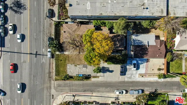 $2,000,000 | 11903 Burbank Boulevard, Valley Village, CA 91607