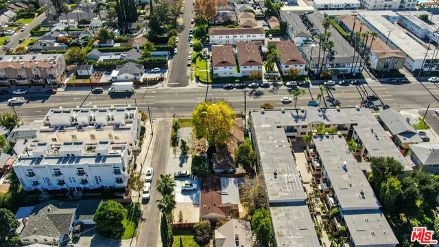 $2,000,000 | 11903 Burbank Boulevard, Valley Village, CA 91607