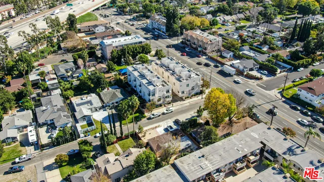 $2,000,000 | 11903 Burbank Boulevard, Valley Village, CA 91607