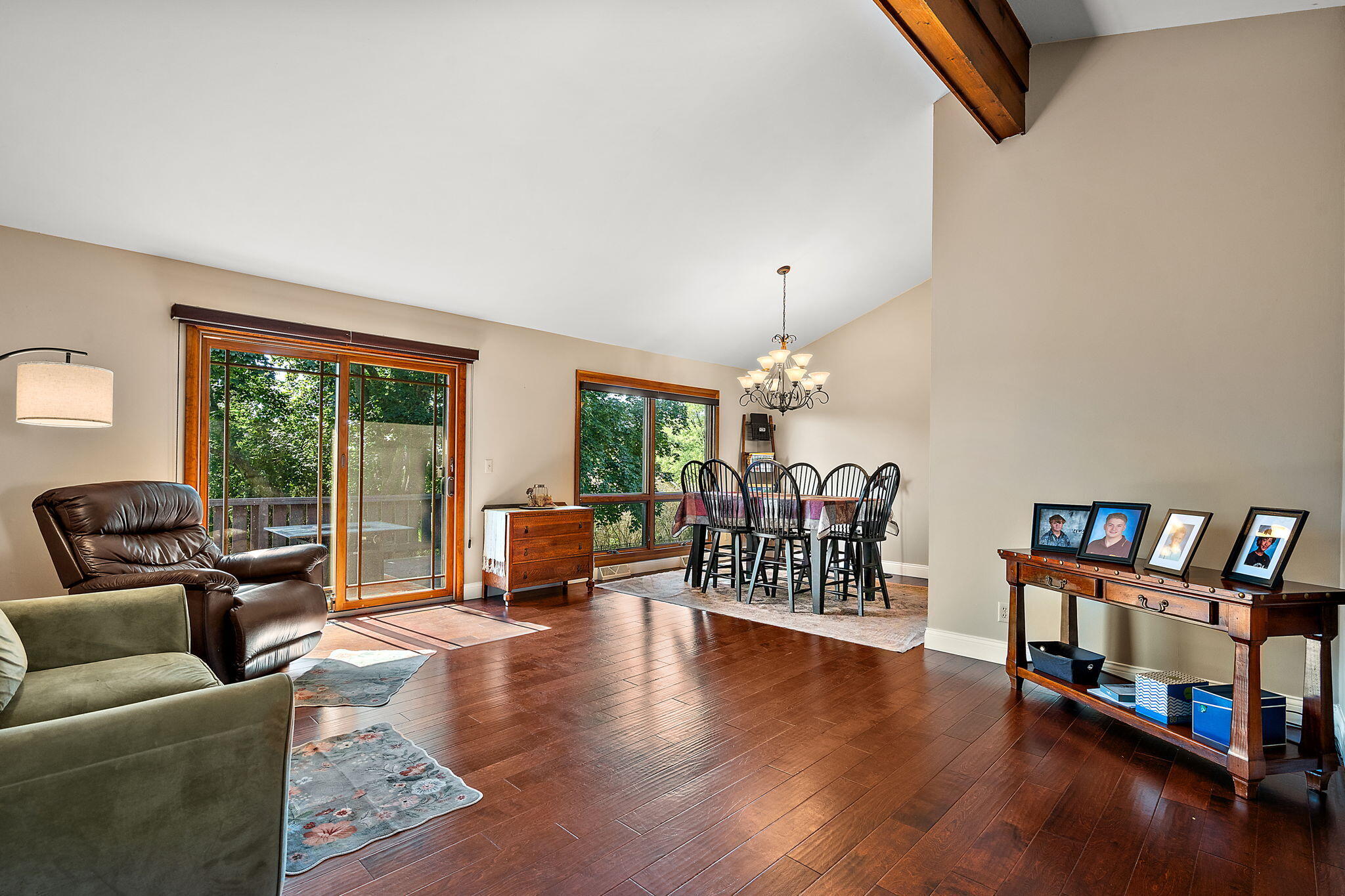 1327 Brandywine Road Crown Point, IN 46307 - Photo 5 of 36 2048x1365