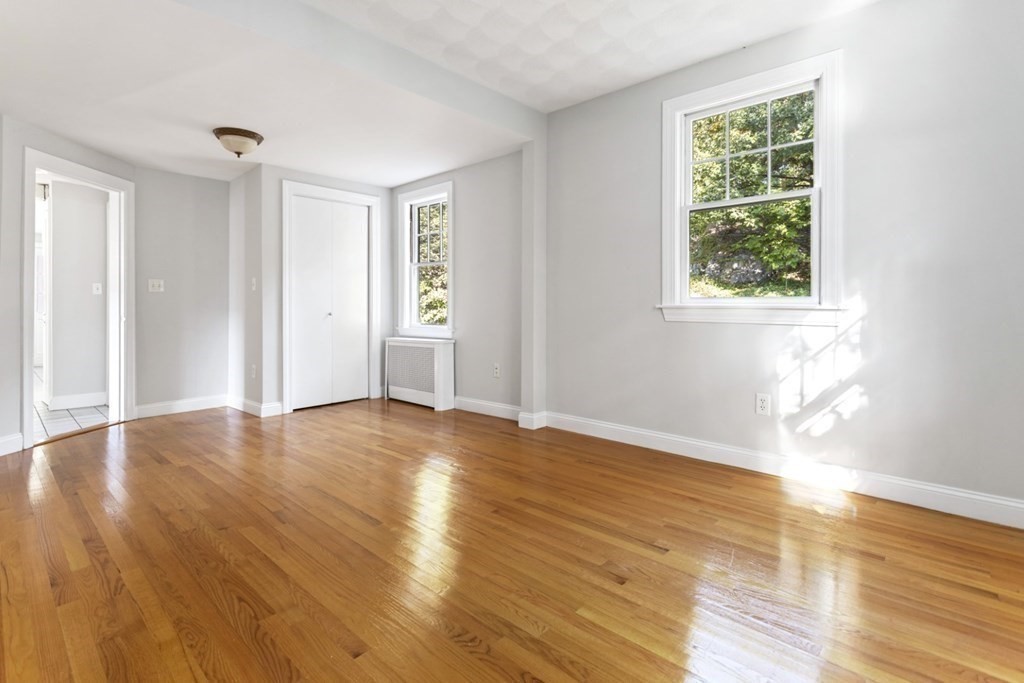 82 Spring Street Stoneham, MA 02180 - Photo 15 of 34 Gallery Image 15