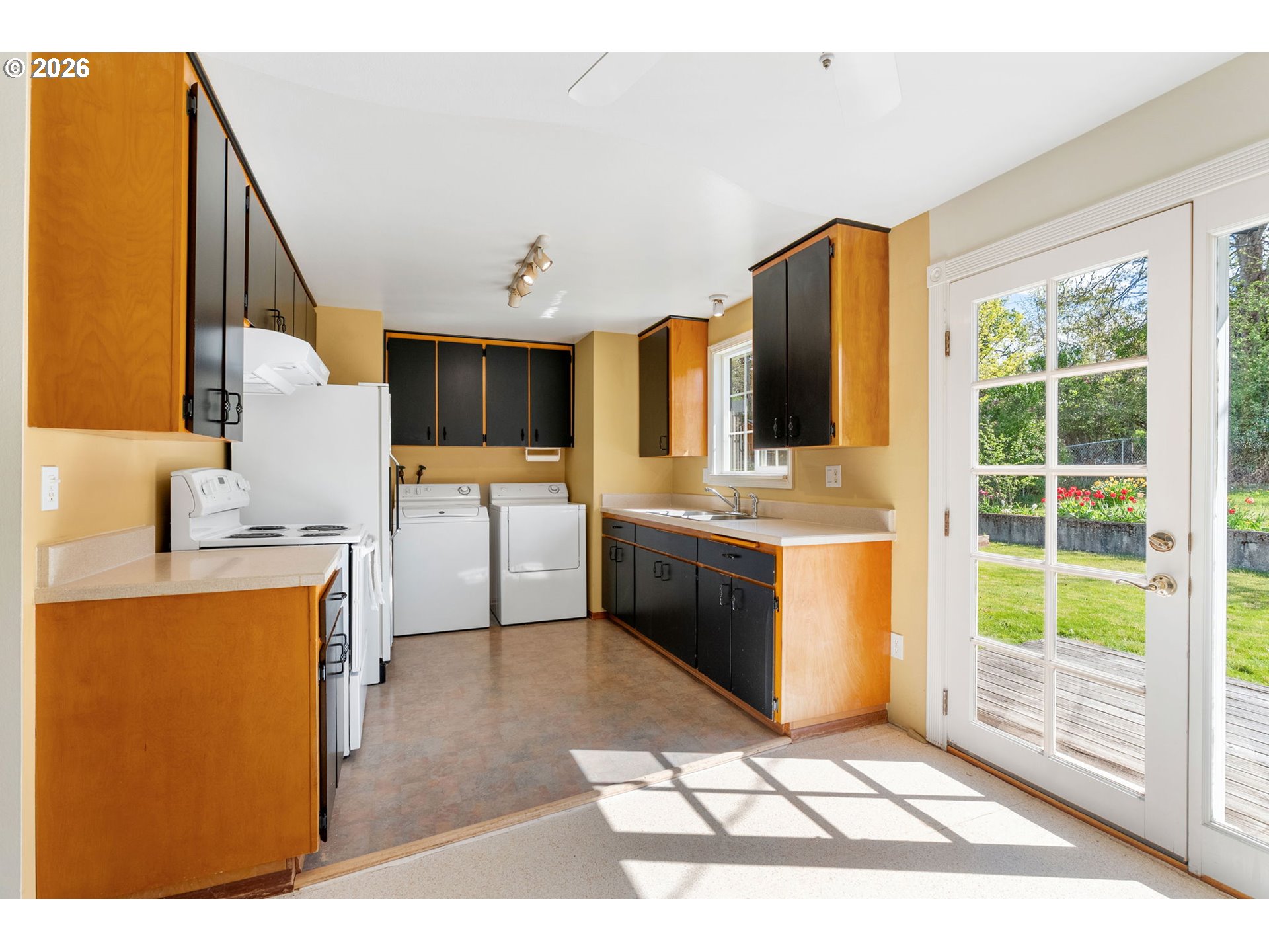 2419 Prospect Avenue Hood River, OR 97031 - Photo 13 of 27 a view of kitchen with sink and refrigerator