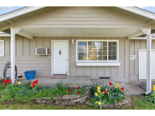 $489,900 | 2419 Prospect Avenue, Hood River, OR 97031