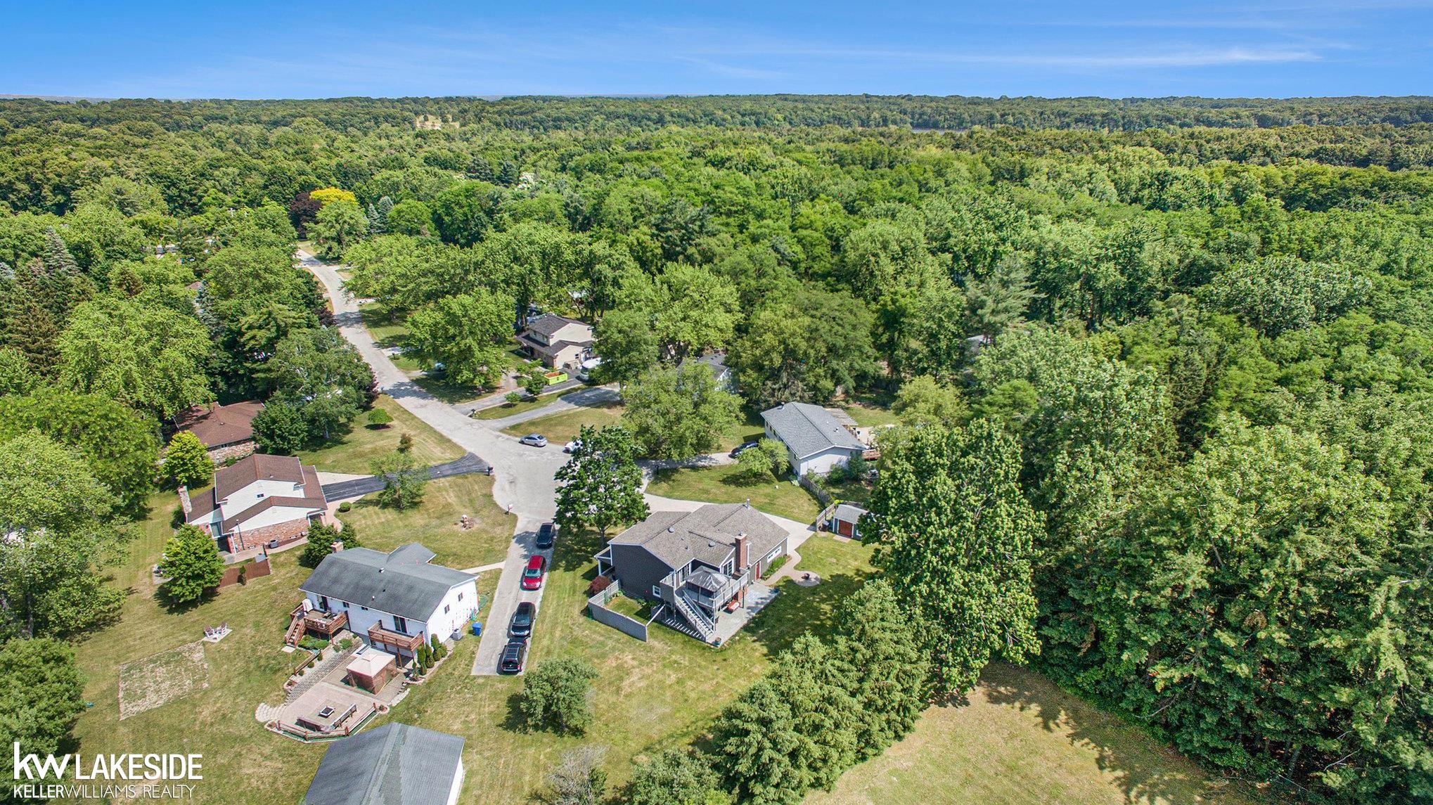 3200 Spring Meadow Drive Rochester, MI 48306 - Photo 33 of 33