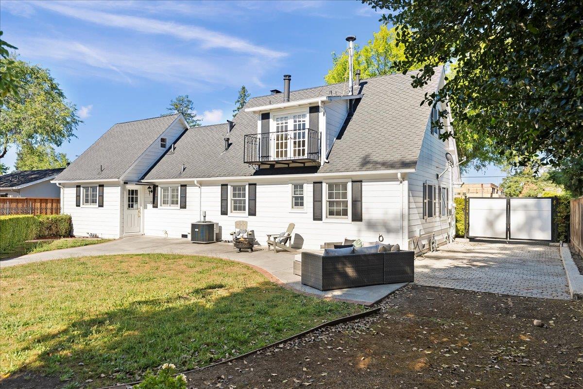 121 Jane Ann Way Campbell, CA 95008 - Photo 29 of 38 a front view of a house with a patio