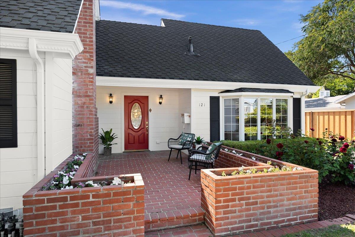 121 Jane Ann Way Campbell, CA 95008 - Photo 3 of 38 a front view of house with outdoor seating