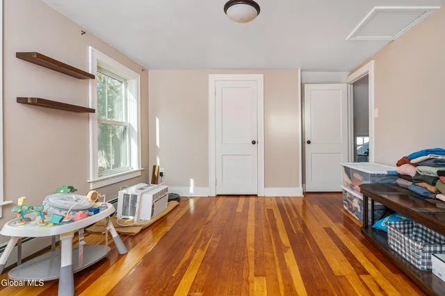 $949,900 | 5922-5926 Highway 81, Greenville, NY 12083