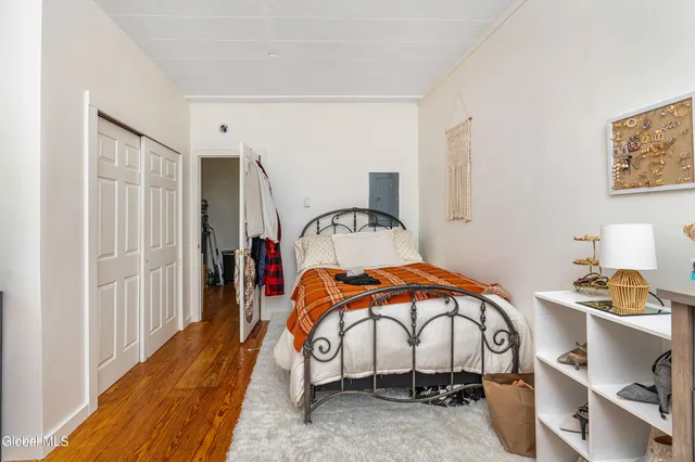 $949,900 | 5922-5926 Highway 81, Greenville, NY 12083