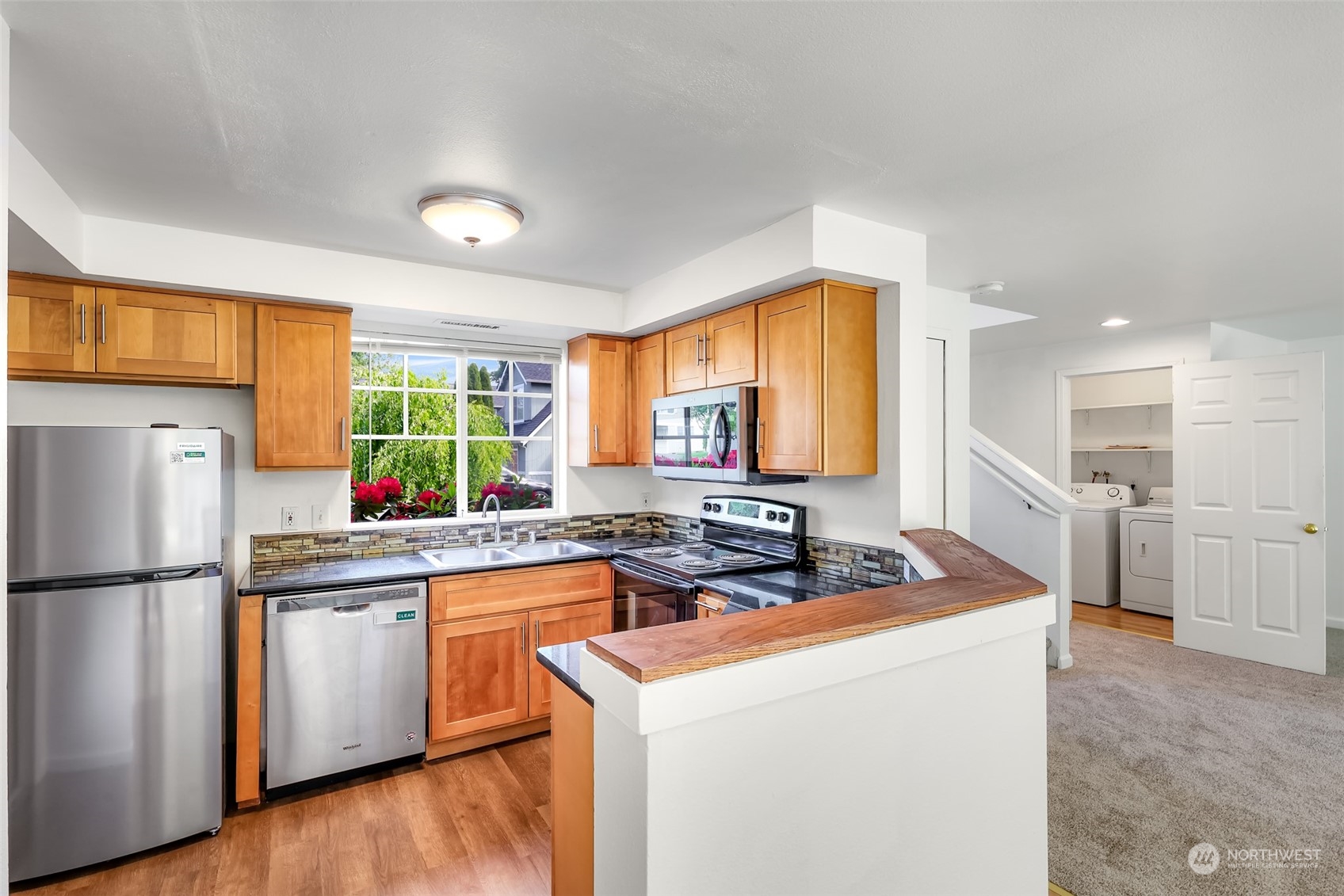 10967 Southeast 169th Place Renton, WA 98055 - Photo 17 of 40 Gallery Image 17