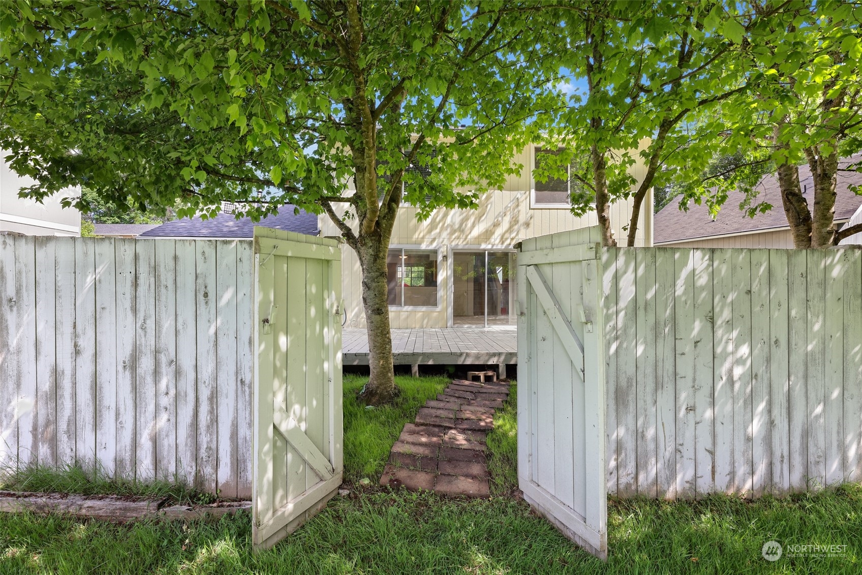 10967 Southeast 169th Place Renton, WA 98055 - Photo 34 of 40 Gallery Image 34