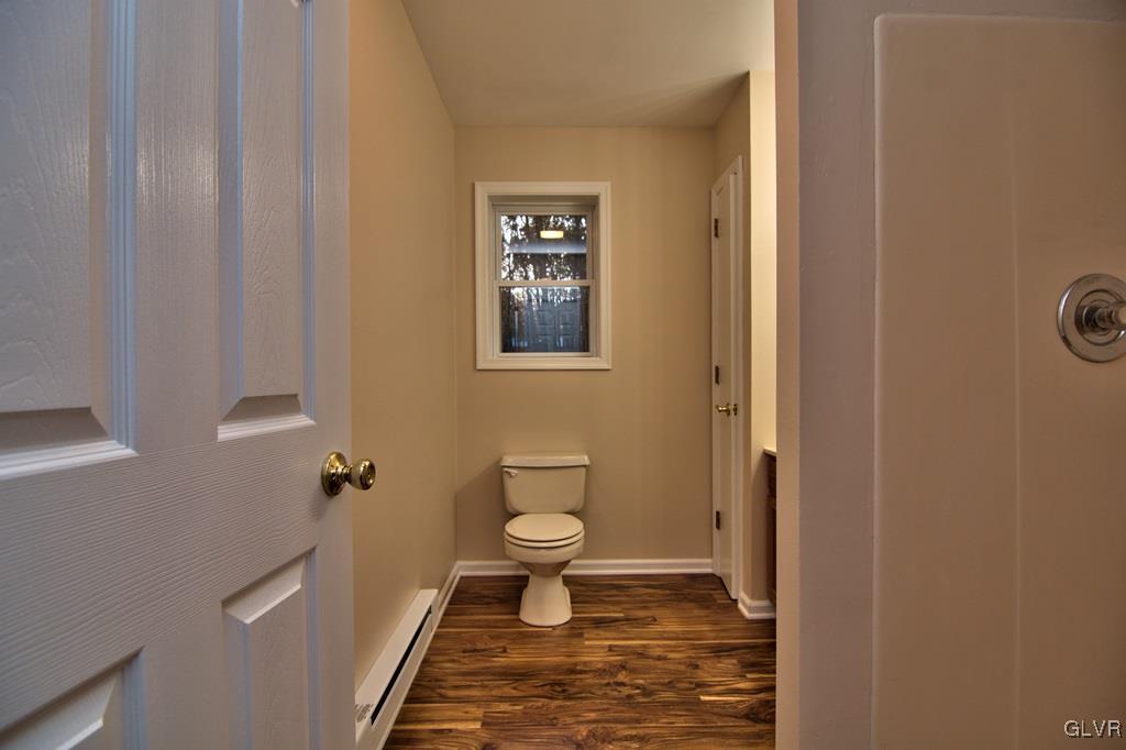 4369 Pine Ridge Drive East Bushkill, PA 18324 - Photo 18 of 35 The 1st Floor Bath has new laminate floors, fresh
