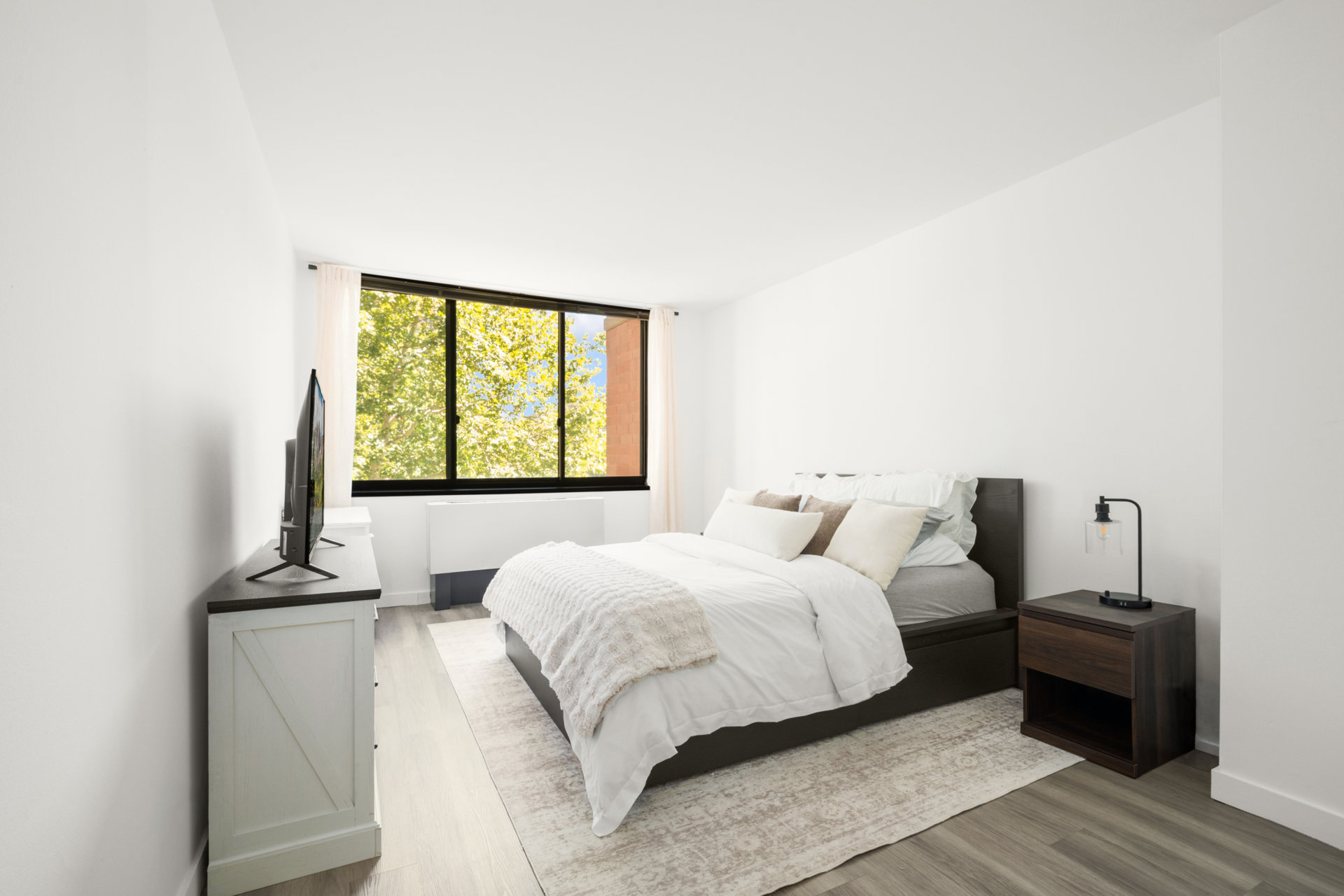 10 River Road, Unit 5K Manhattan, NY 10044 - Photo 3 of 9 Gallery Image 3