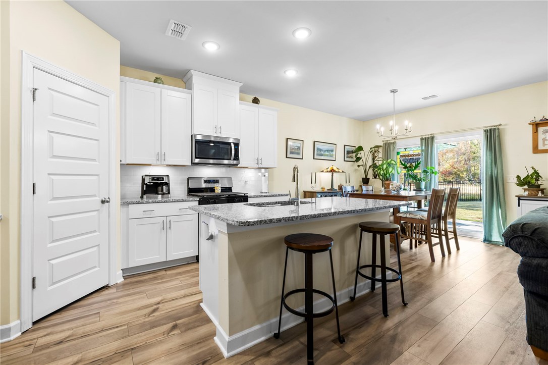 114 Layken Drive Fountain Inn, SC 29644 - Photo 6 of 46