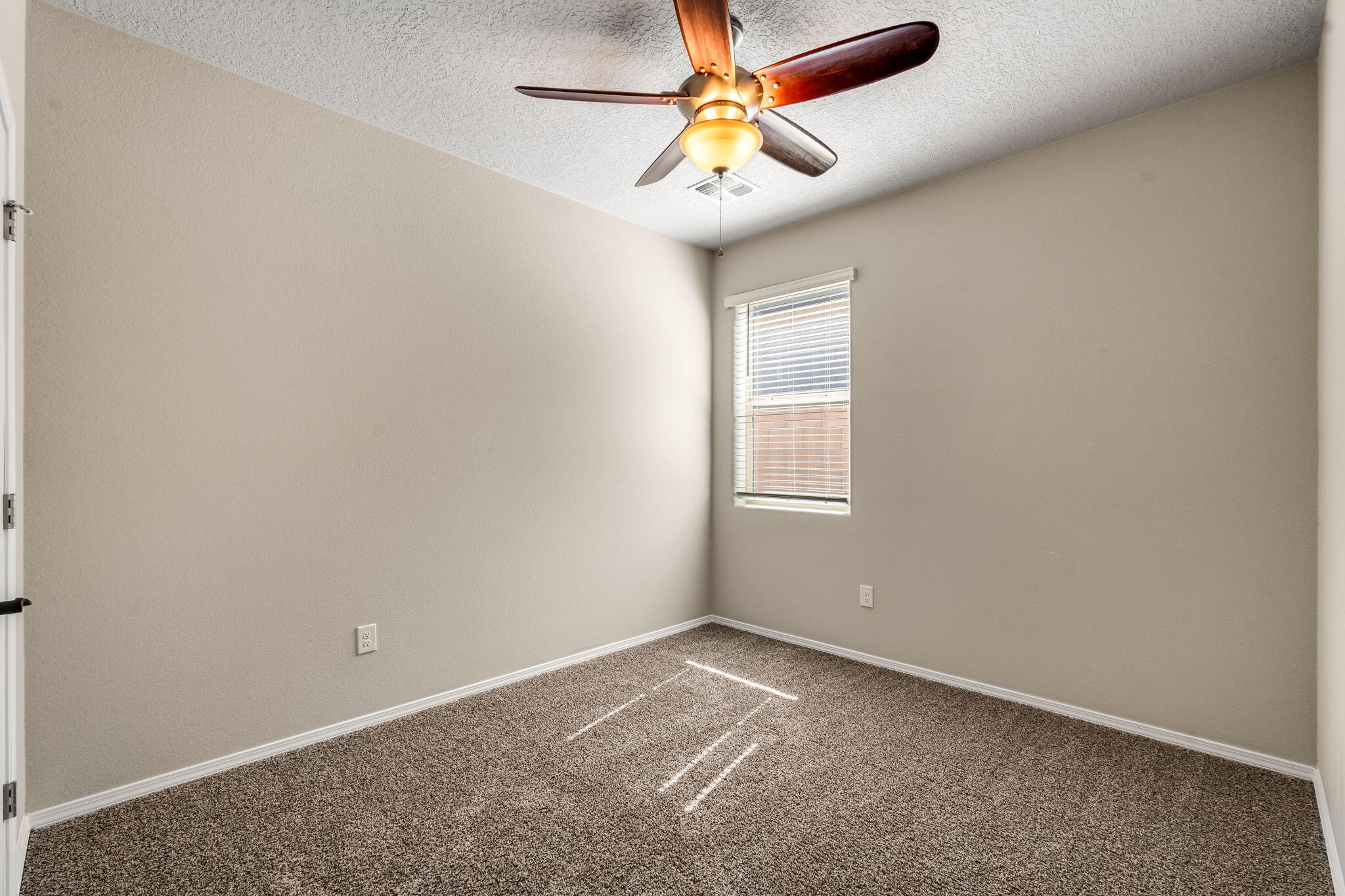 6512 Gannett Drive Northeast Rio Rancho, NM 87144 - Photo 19 of 38 Gallery Image 19