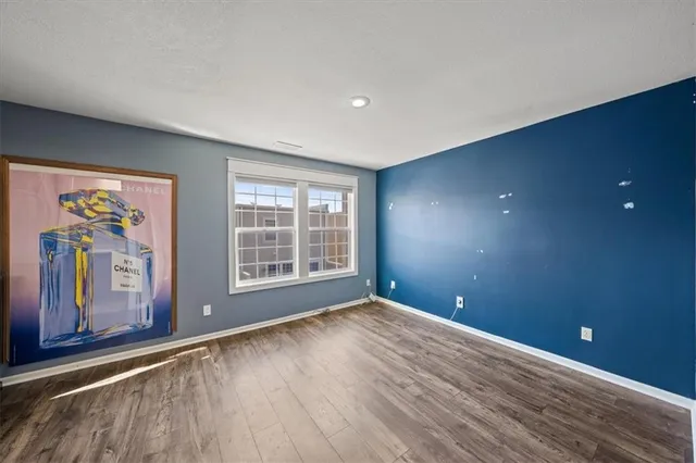 $375,000 | 2911 Gentry Park, Kansas City, MO 64116