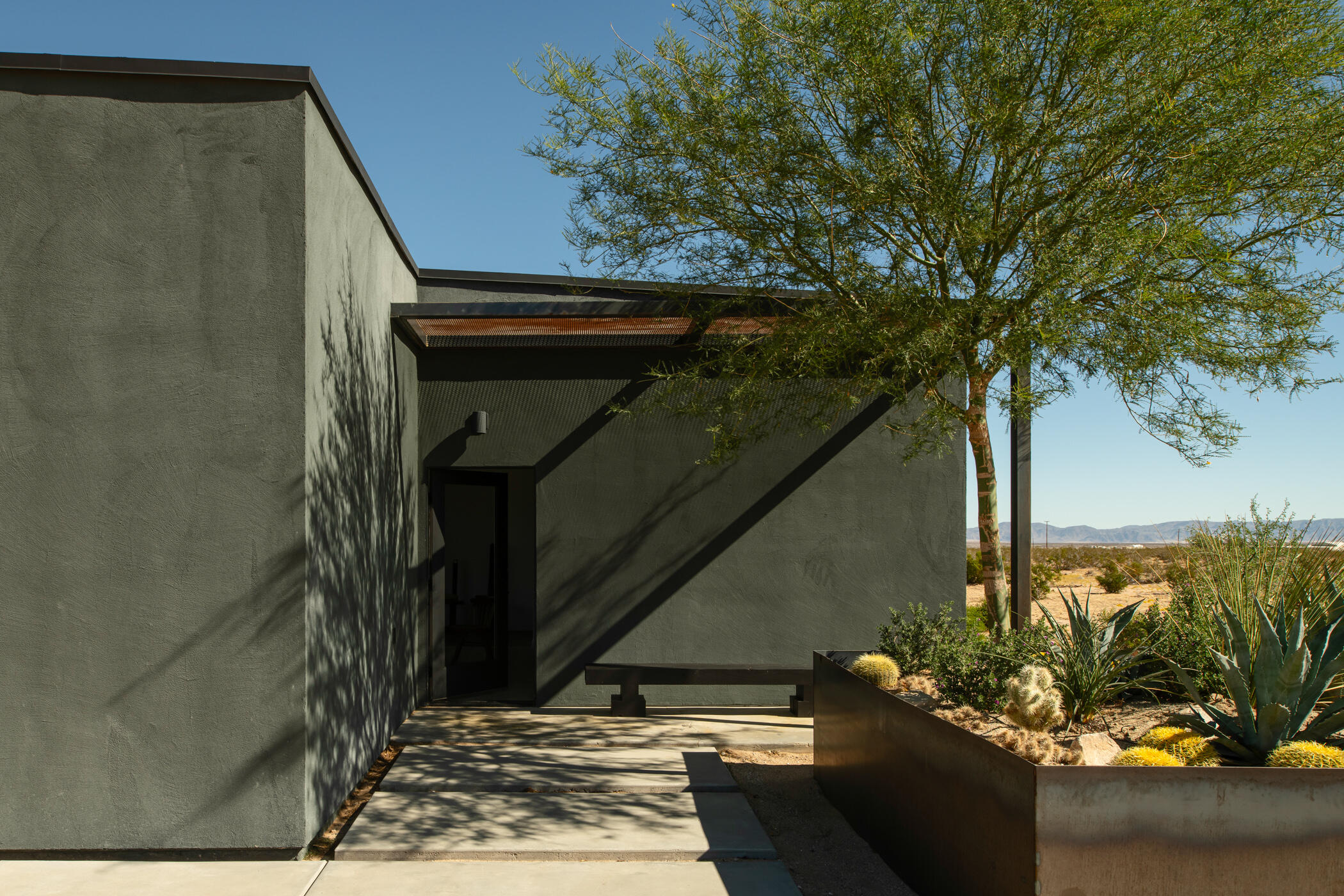 60052 Rocky Road Landers, CA 92285 - Photo 6 of 41 60052 Rocky Avenue