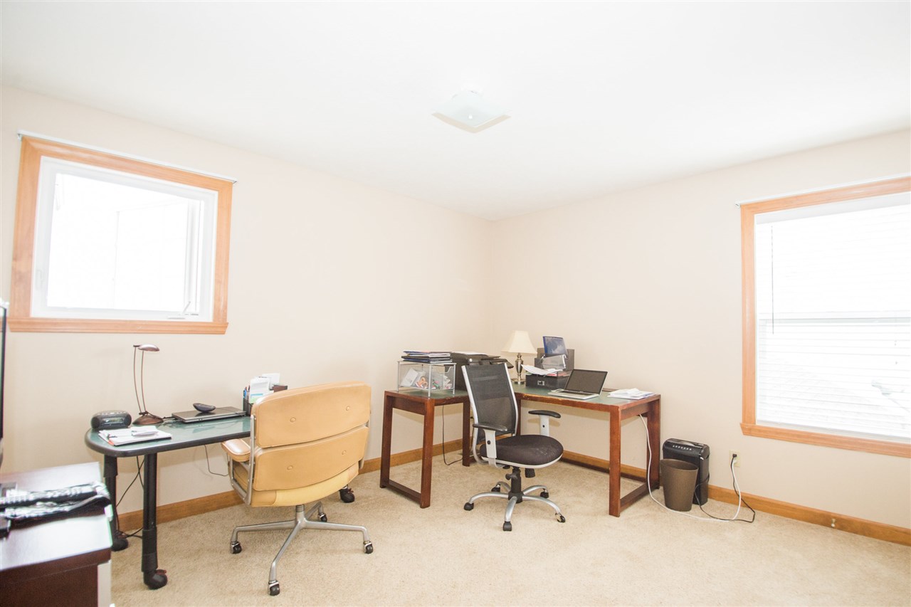 645 Merrion Road Roscoe, IL 61073 - Photo 23 of 24 a workspace with furniture and a window