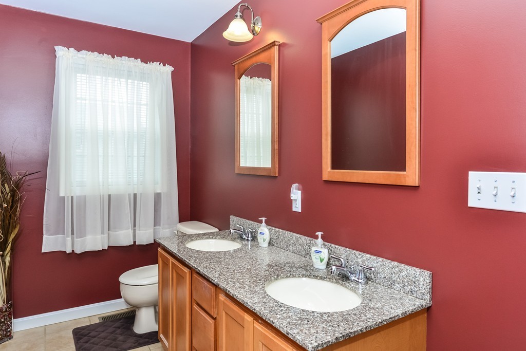83 Commonwealth Avenue Fall River, MA 02721 - Photo 14 of 20 Gallery Image 14